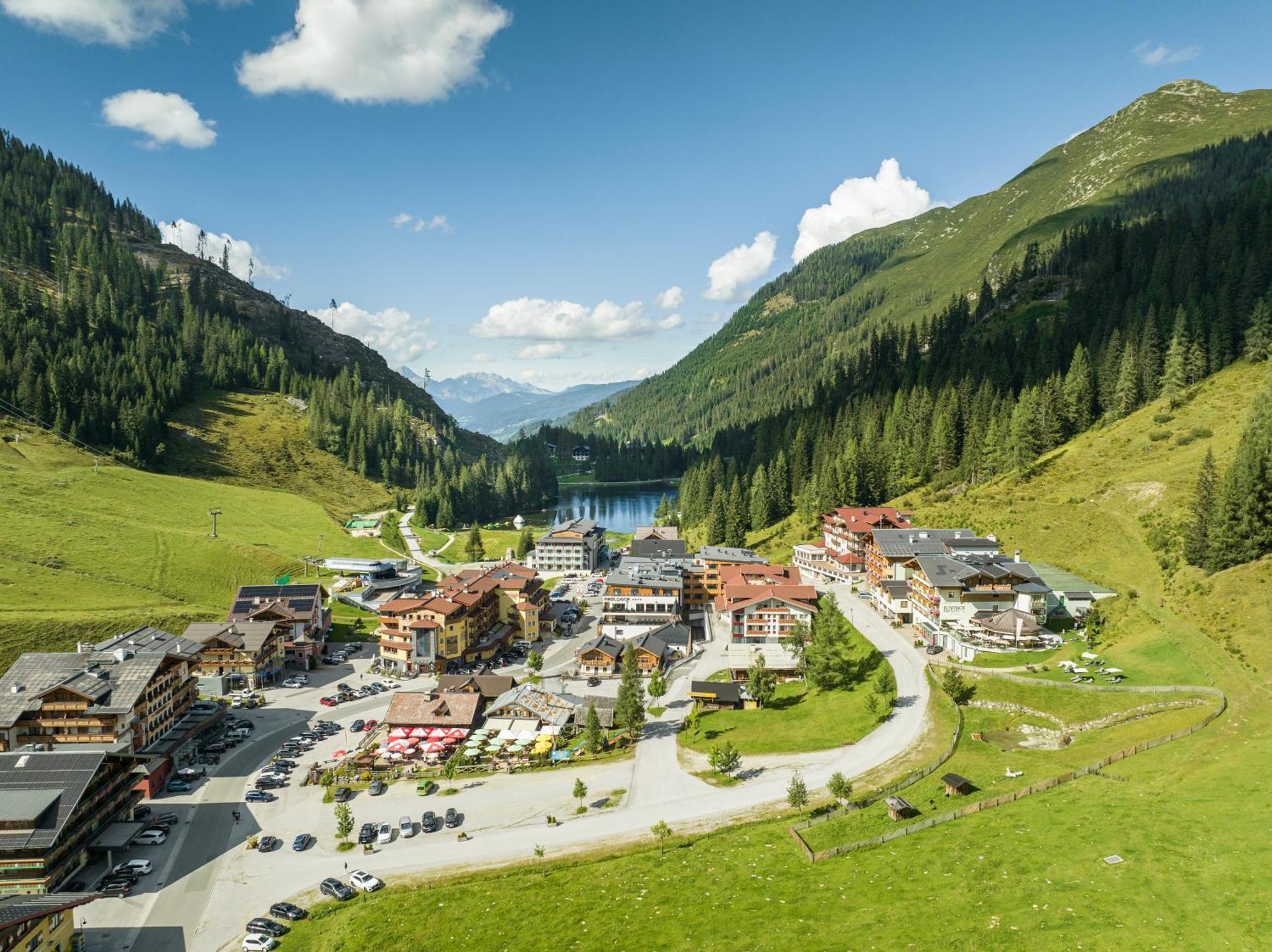 FIRSTpeak Zauchensee Buitenkant foto